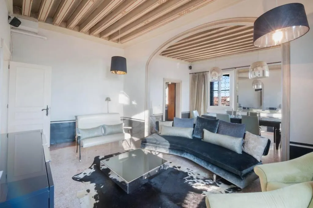 Ca' Erizzo Dream Apartment, Spectacular Views From The Amazing Terrace! Venice