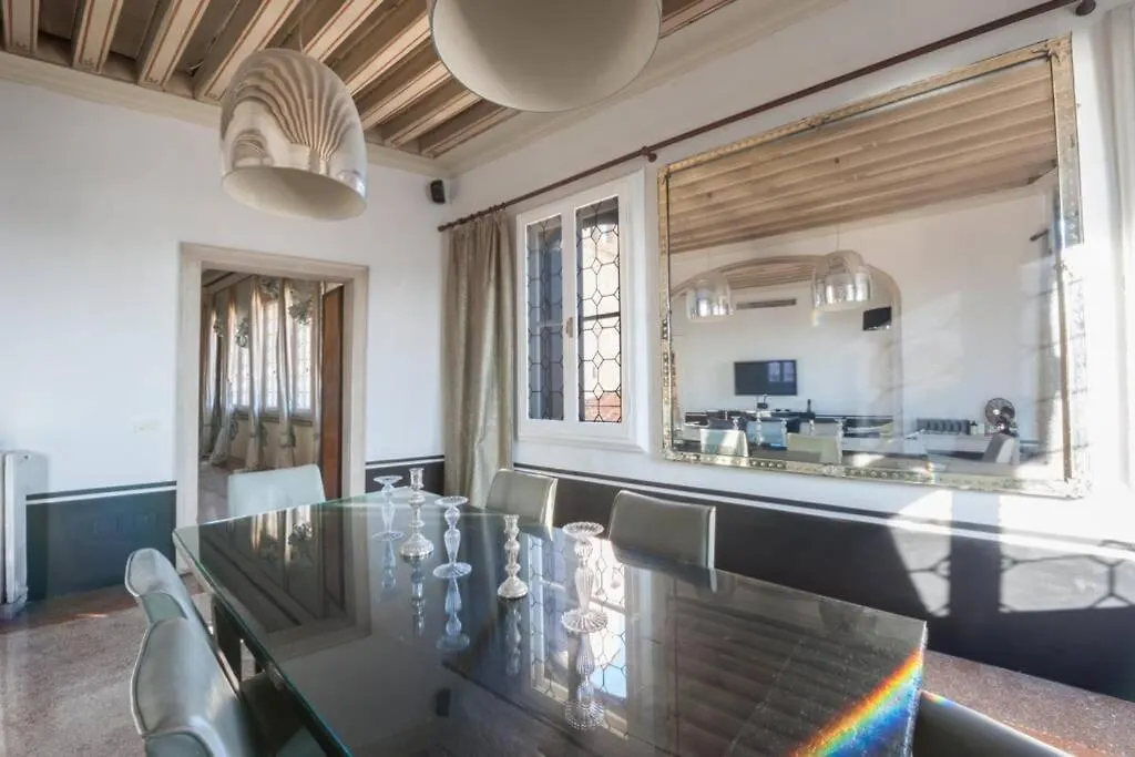 Apartment Ca' Erizzo Dream Apartment, Spectacular Views From The Amazing Terrace! Venice